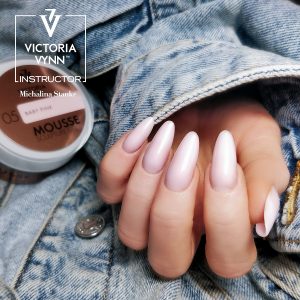 Victoria Vynn MOUSSE SCULPTURE GEL 05 Baby Pink