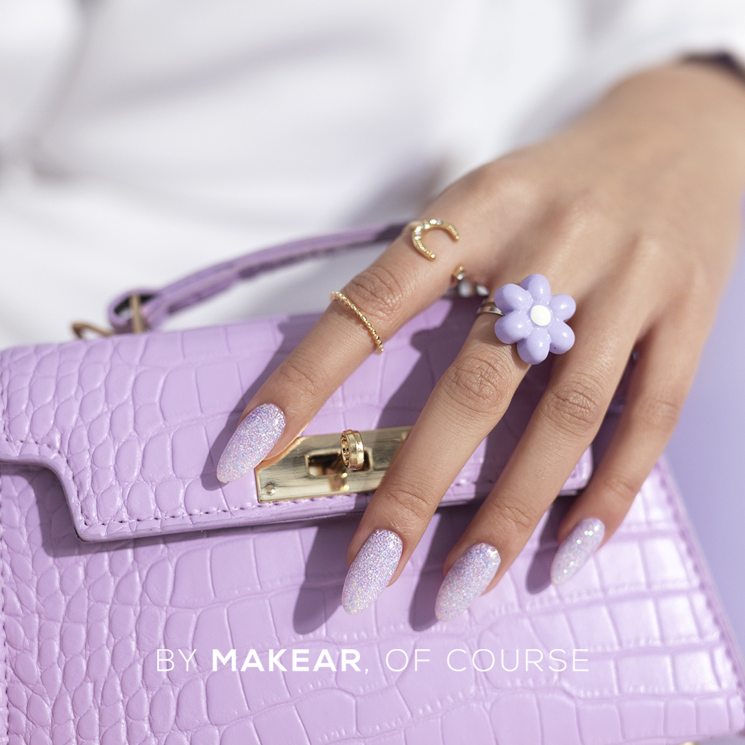 Hema-free-gelpolish-daisy-från-känd-märke-makear-hemafri-gellack-för-dina-naglar-dinanaglar-våren-spring-sommar-623-Joy-nails