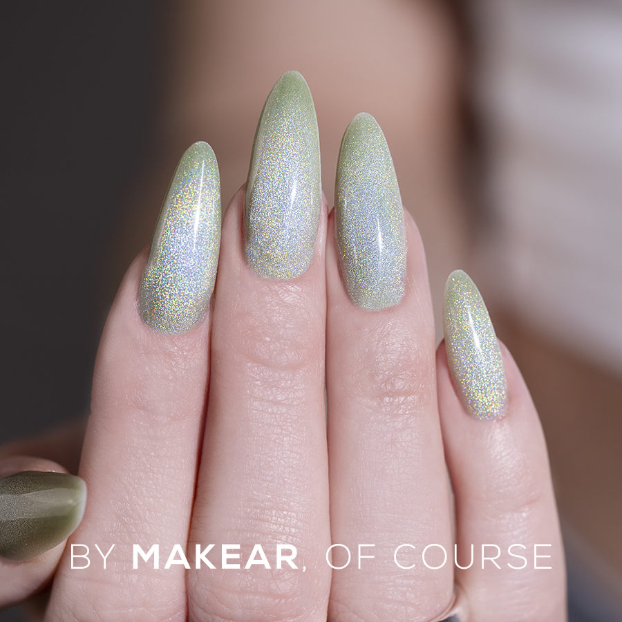 Hema-free-gelpolish-CLEAN-GIRL-med-holo-cat-eye-effekt-från-makear-tpo-di-hemafri-gellack-för-dina-naglar-dinanaglar-hc05-grön-nails-2